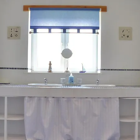 Holiday home Stunning In Saint-pierre-sur-orth Sille-le-Guillaume