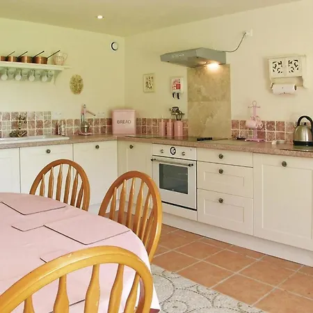 Holiday home 4 Bedroom Awesome In Saint-pierre-sur-orth *