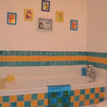 Stunning In Saint-pierre-sur-orth Sille-le-Guillaume